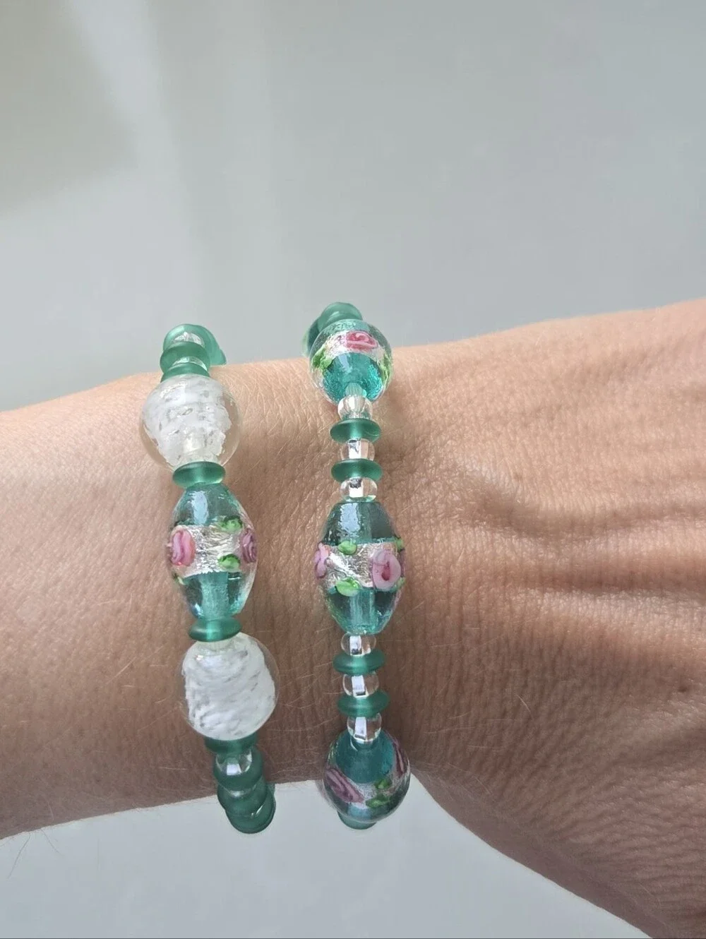Handmade Vintage Hand Blown Glass Floral Bead Stretch Bracelet Set